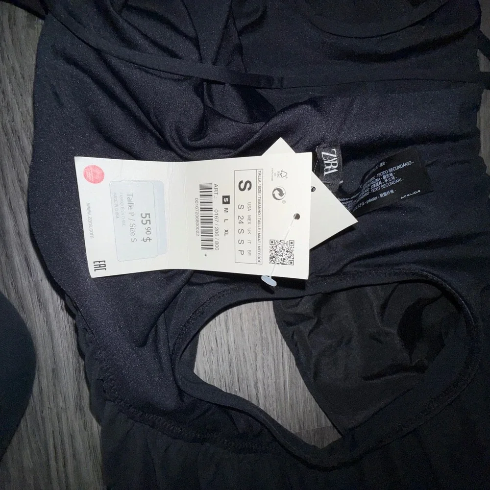 NWT. ZARA Black Ruffle One Piece‎ Deep V Neck Swimsuit Small - Picture 5 of 6